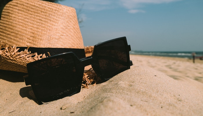 Why are More Customers Opting in for eCommerce Stores to Buy Straw Hats?